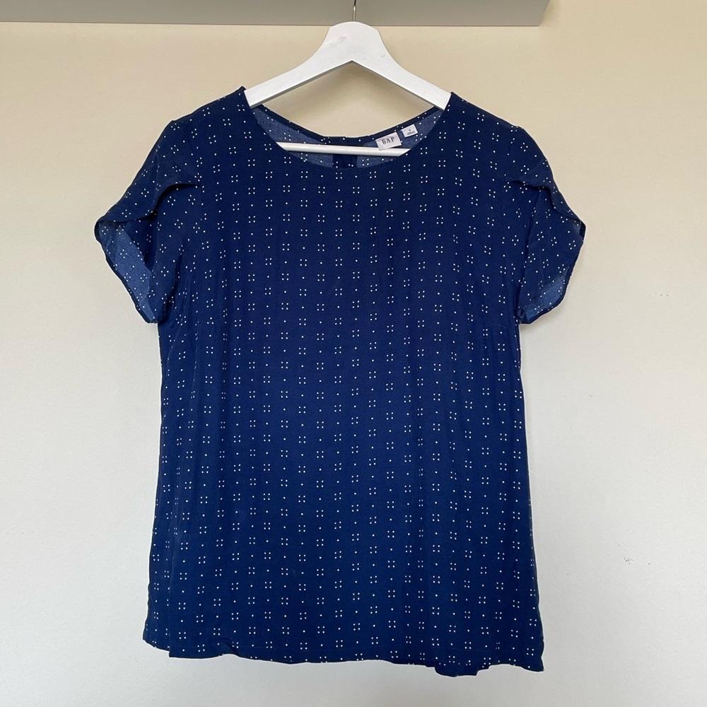 Gap Top
